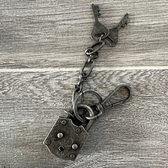 We the free silver Lock and Key Chain - Picture 5 of 10